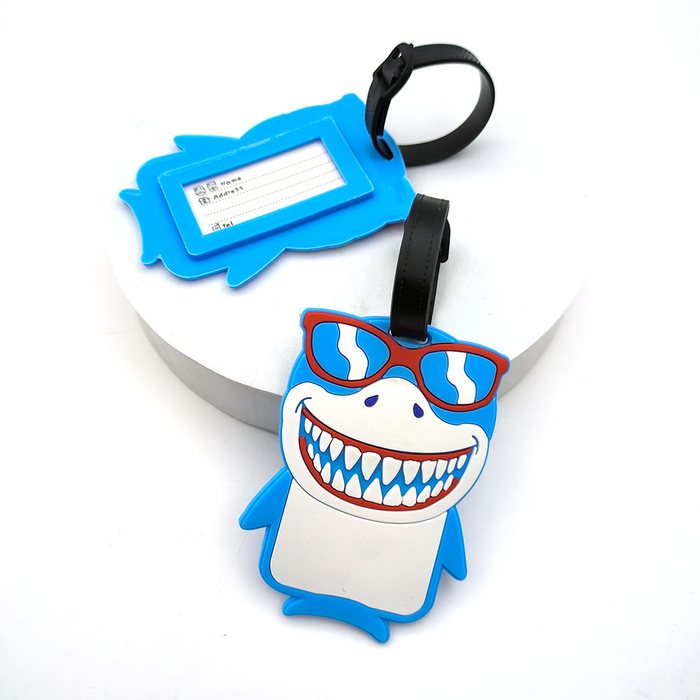 Travel Accessories Essentials - 1PCS Nette Shark Gepäck Tag Internat