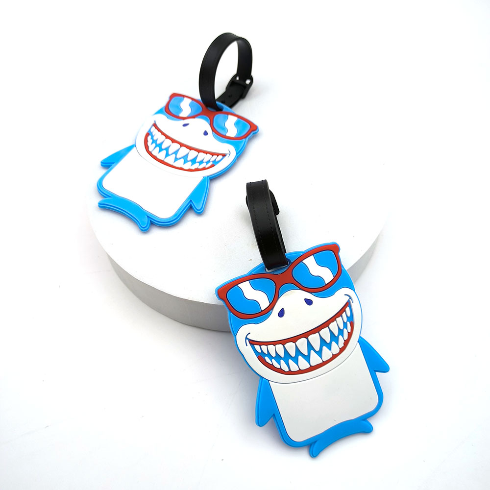 1PCS Nette Shark Gepäck Tag In – Travel Accessories Essentials Bewertung und Preis